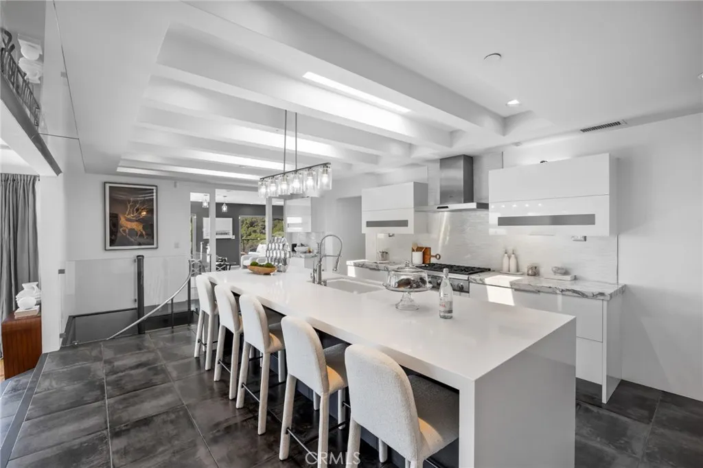 2637 N Mountain Avenue, Claremont, California 91711 home-pic-13